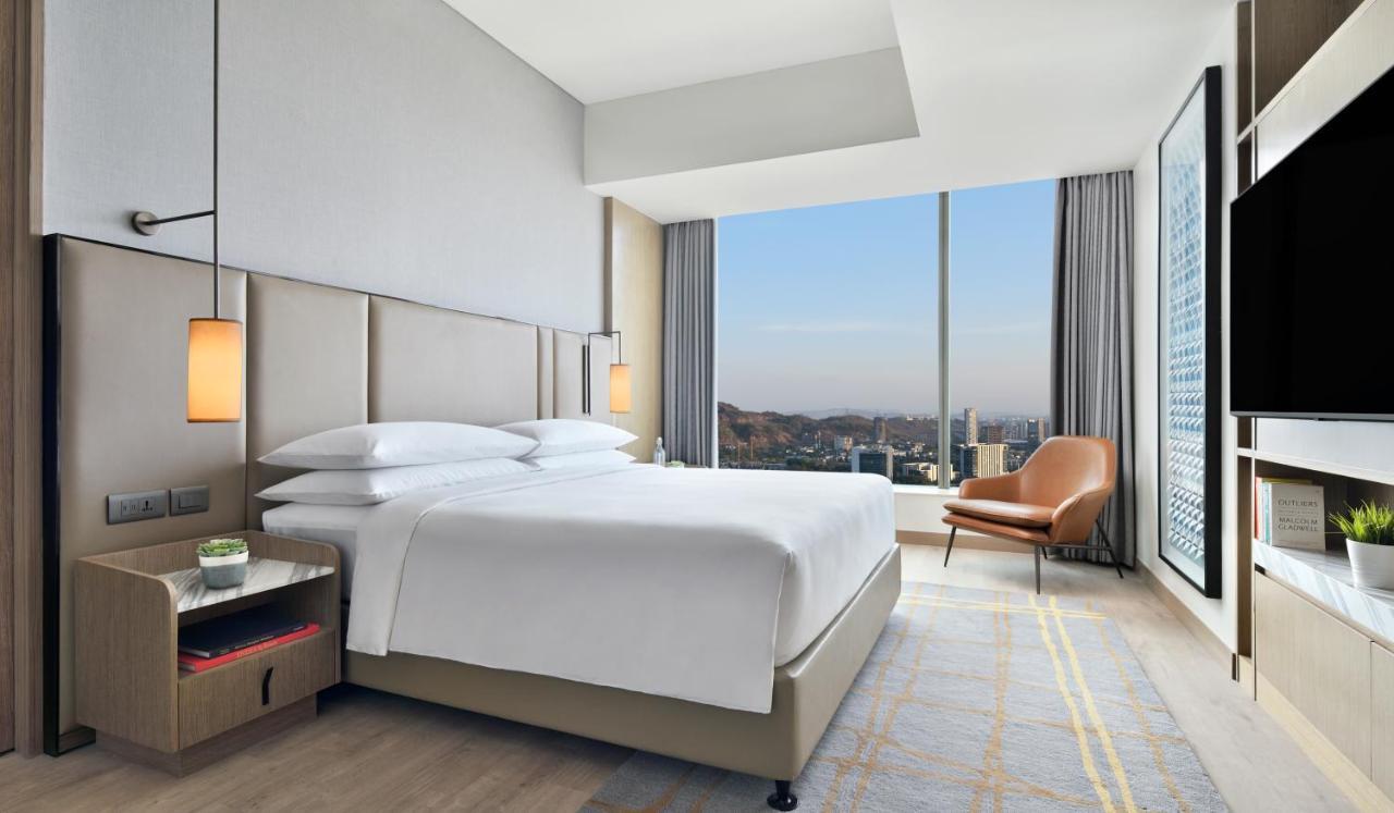 Marriott Executive Apartments นาวีมุมไบ ภายนอก รูปภาพ