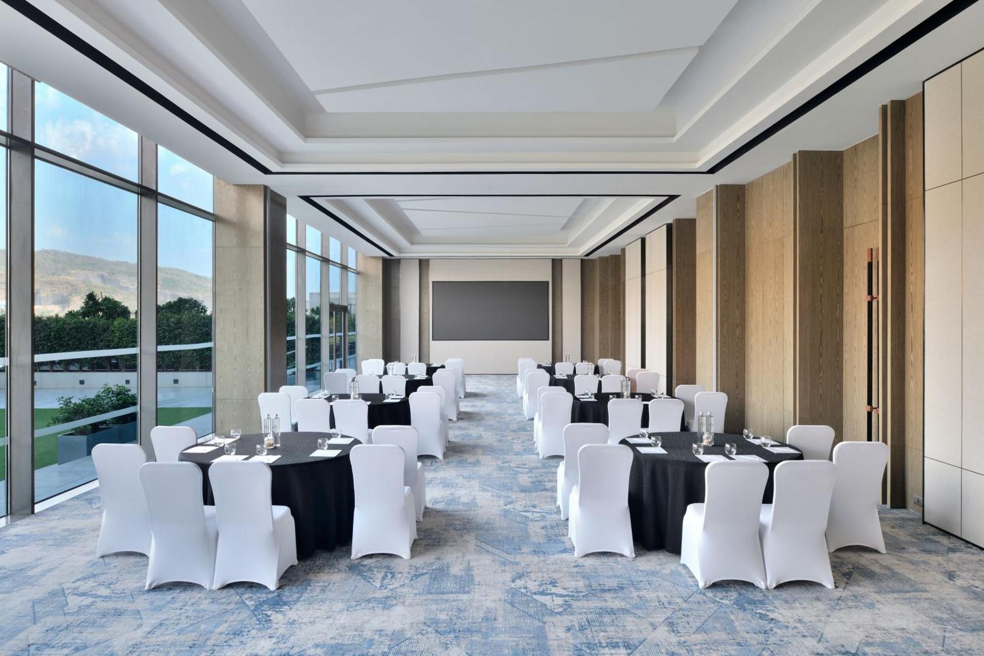 Marriott Executive Apartments นาวีมุมไบ ภายนอก รูปภาพ