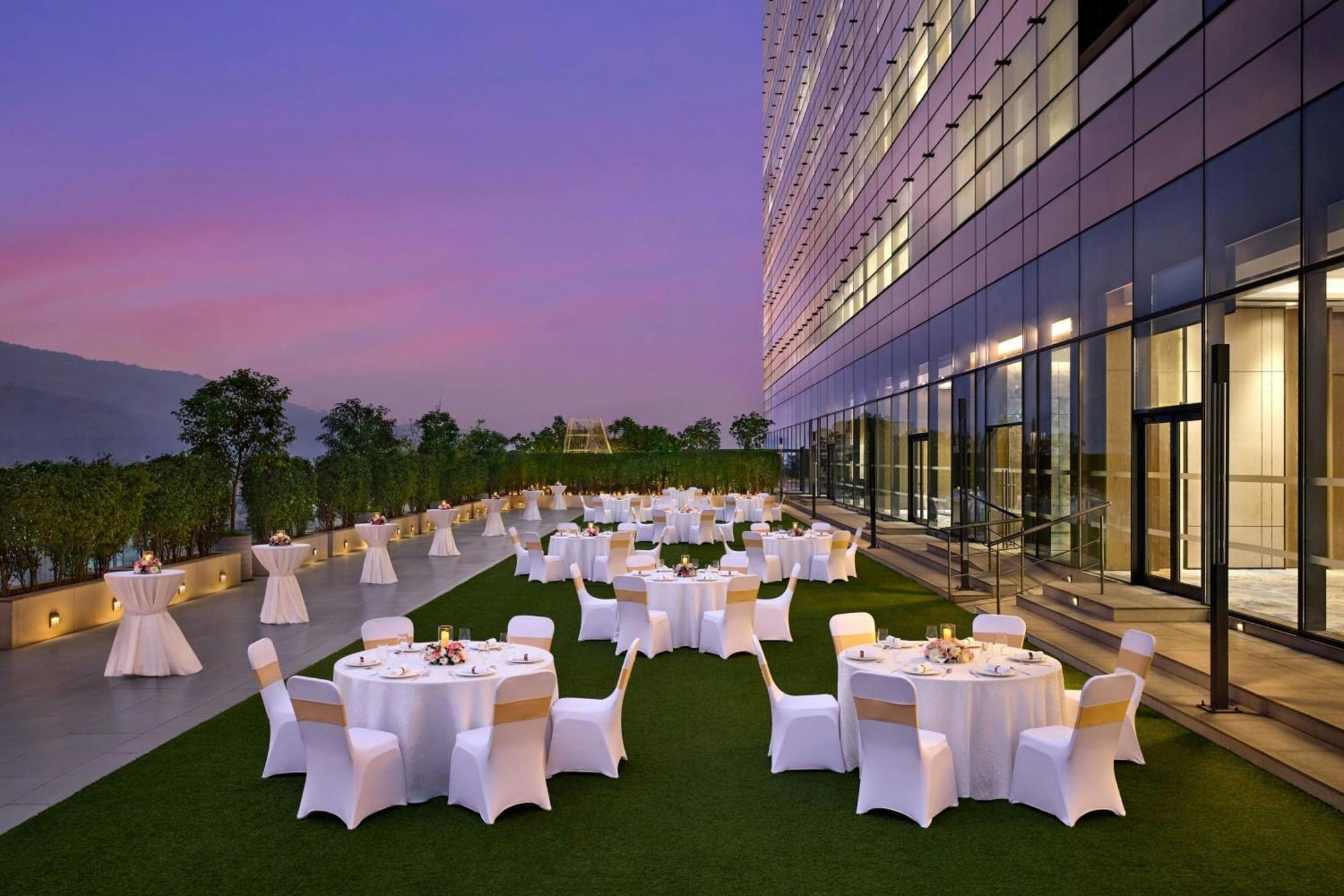 Marriott Executive Apartments นาวีมุมไบ ภายนอก รูปภาพ